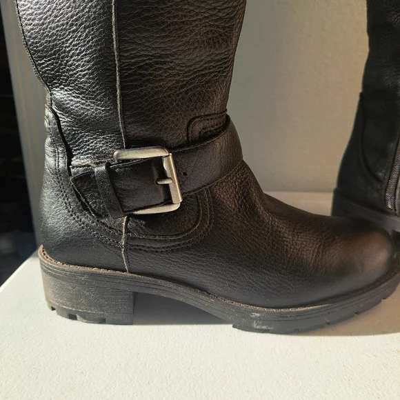 Clarks Black Leather Winter Boots - Picture 3 of 7